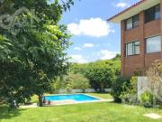 Residencia con Alberca Fraccionamiento Residencial...