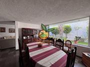 RESIDENCIA CON COCHERA HASTA 6 AUTOS, EN JARDINES DEL SOL