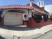 Residencia con espacios amplios