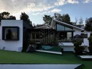 RESIDENCIA CON IMPRESIONANTE DISEÑO Y ACABADOS EN...