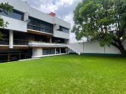 RESIDENCIA CON JARDIN EN VENTA EN SATELITE CIRCUITO...