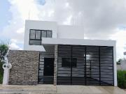 Residencia con piscina al norte de Mérida SAC NAH –...