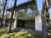 Residencia con Vista al Campo de Golf en El Cielo...