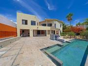 Residencia con vista al mar, alberca infinity con fuente...