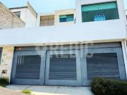 RESIDENCIA CON VISTA PANORAMICA EN LOMA DORADA