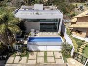 Residência Contemporânea na QI 26, Lago Sul – 448 m² de...