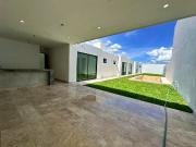 Residencia de 1 piso con 4 recamaras