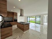 Residencia de 1 planta en venta en Jardines de la... Residencia de 1 planta en venta en Jardines de la...