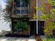 Residencia de 2 niveles y 3 habitaciones en Marsella II...