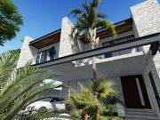 Residencia de 5 recámaras en privada Tamara. Chablekal...