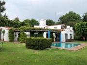 Residencia de 6 recámaras y gran Jardín