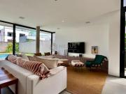 Residência de Alto Padrão no Jardim Acapulco Linhas...