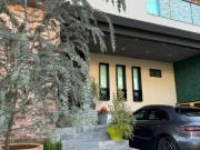 RESIDENCIA DE AUTOR EN VENTA CON RECÁMARA EN PB EN...