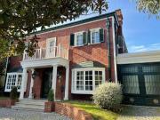 Residencia de categoría zona Los Troncos