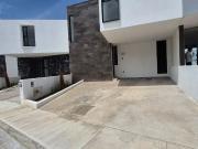 Residencia de ensueño en Lomalta, Tres Marías, Morelia...