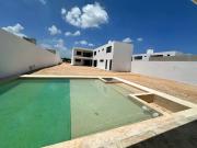 Residencia de gran terreno, lista para entrega