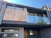 Residencia en Lomas de Angelópolis en Parque Colima