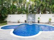 Residencia de lujo con alberca privada en comunidad...