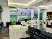 Residencia de Lujo con Jardín y Alberca Privada en...