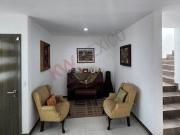Residencia de Lujo con Vista a Reserva Natural