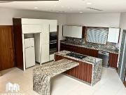 RESIDENCIA DE LUJO EN RENTA