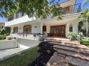 Residencia de Lujo en Valle Real – Espacios con...