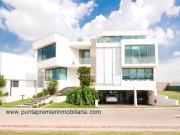 Residencia de Lujo en Venta en Puerta Las Lomas con...