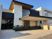 RESIDENCIA DE LUJO EN VENTA LA VISTA RESIDENCIAL