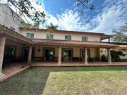 Residencia de lujo Portal del Huajuco, dentro de la...