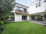 RESIDENCIA DE LUJO, PRIVACIDAD Y ARQUITECTURA MODERNA