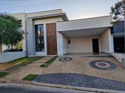 Residência de luxo em condomínio exclusivo em...