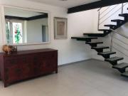 Residencia de un nivel en venta en calzada Zavaleta