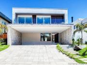 Residência em condomínio fechado