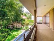 RESIDENCIA EN BOSQUES DE LAS LOMAS CON ALBERCA Y...