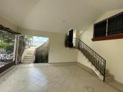 Residencia en calle cerrada