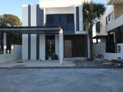 residencia en country club a estrenar
