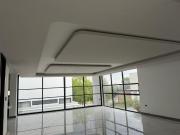 Residencia en esquina Gran Reserva, Lomas de...