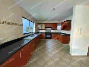 Residencia en exclusivo fraccionamiento “Jardines de...