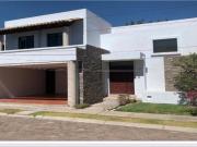 RESIDENCIA EN FUNDADORES DE ZAVALETA RENTA $24,950,00...