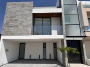 Casa en Venta en Lomas de Angelópolis, San Andrés...