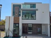 RESIDENCIA EN LOMAS DE ANGELOPOLIS PARQUE NAYARIT