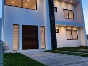 Residencia en Lomas de Juriquilla con 6 Recamara, 6.5...