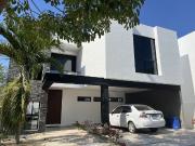 Residencia en Parque Central