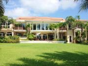 RESIDENCIA EN POKTAPOK FRENTE LAGUNA PARA REMODELAR