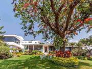 Residencia en Rancho Tetela, Cuernavaca Casa con alberca...