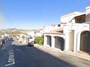 Residencia en Remate Bancario, Fracc Lomas Altas lV...