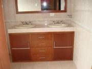 residencia en renta zona zavaleta $60,000