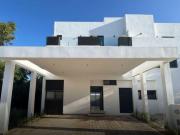 Residencia en Río Residencial con Alberca