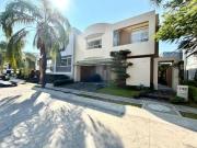 Residencia en Venta $15,100,0000.00 en Rinconada del...