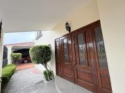 Residencia en Venta! 4 recámaras en San Martinito, zona...